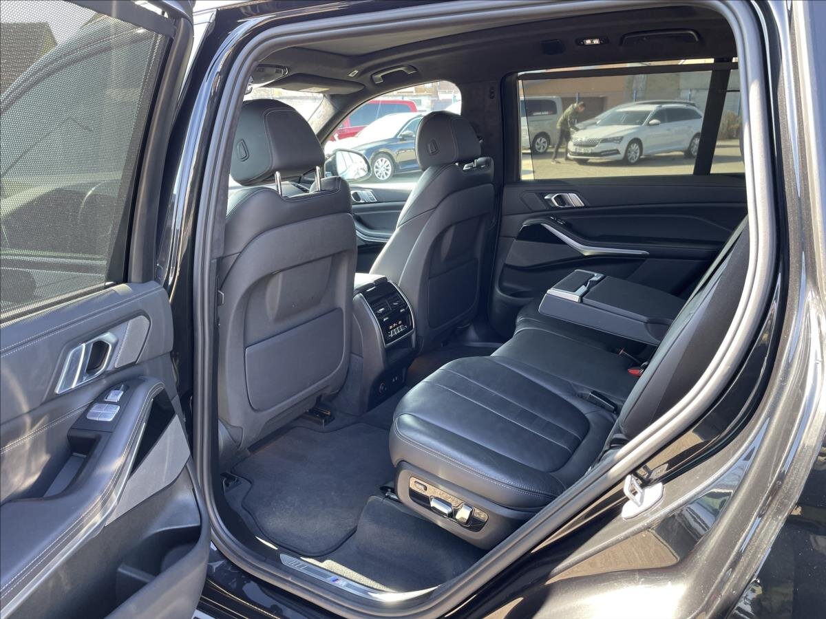 BMW X7 SUV / Terénní 3,0 l 195 kw