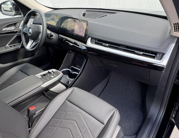 BMW X1 SUV 1,5 l 125 kw