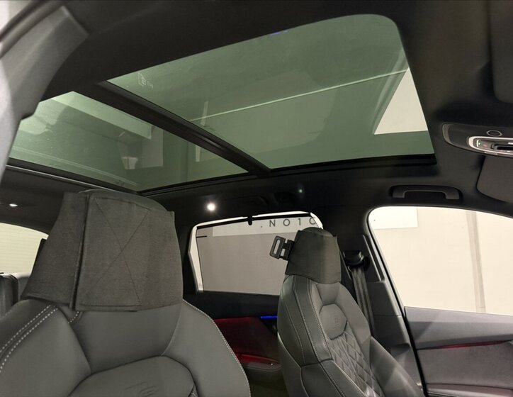 Audi SQ7 SUV / Terénní 4,0 l 373 kw