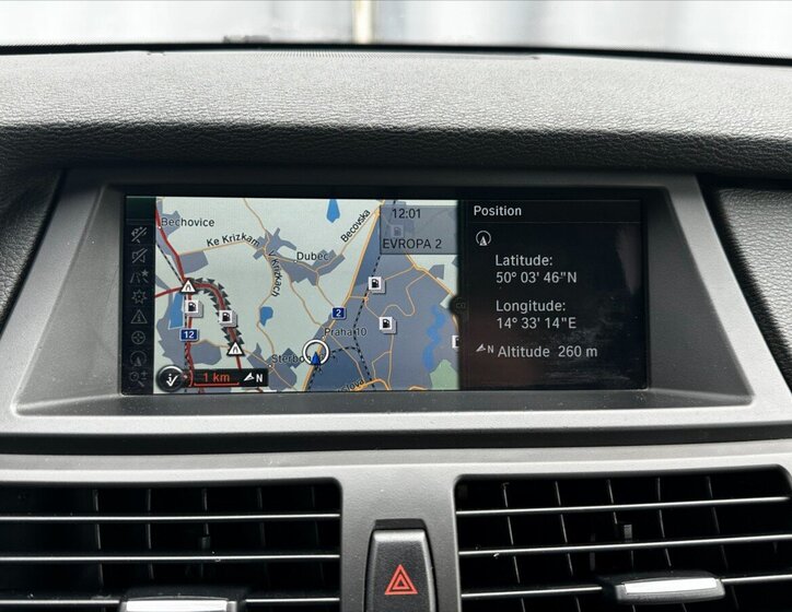 BMW X5 Kombi 3,0 l 180 kw