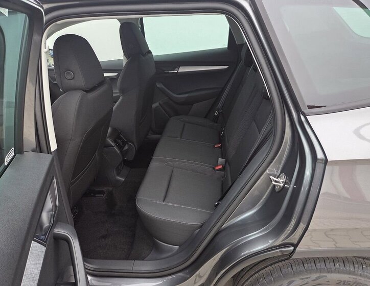 Škoda Karoq SUV 1,5 l 110 kw
