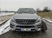 Mercedes-Benz Třídy M SUV / Terénní 3,0 l 190 kw