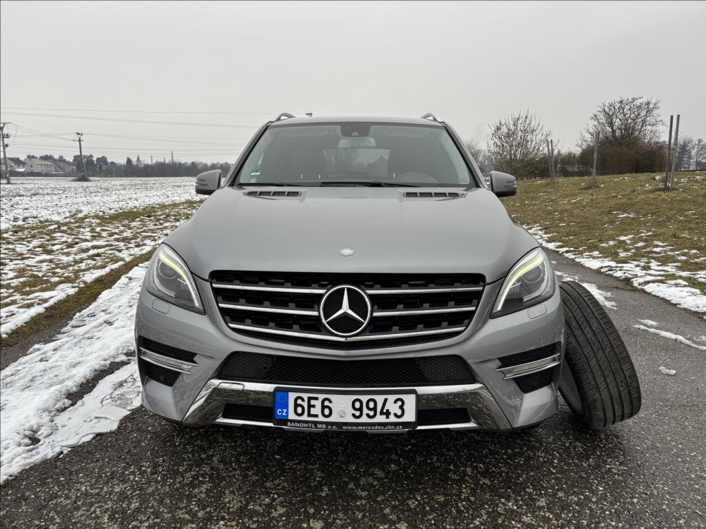 Mercedes-Benz Třídy M SUV / Terénní 3,0 l 190 kw