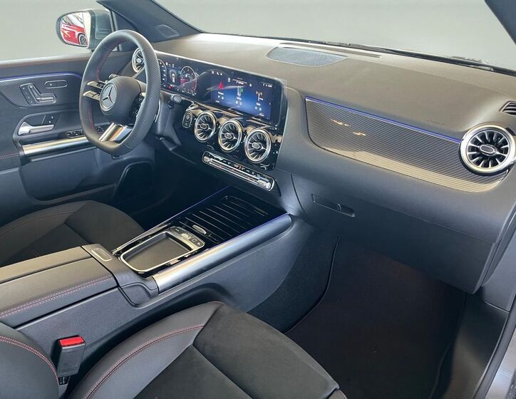 Mercedes-Benz GLA 18