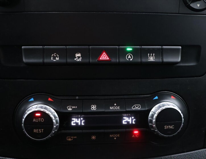 Mercedes-Benz Vito Kombi 2,1 l 140 kw