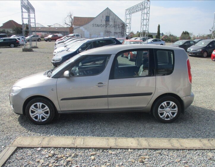 Škoda Roomster Kombi 1,2 l 51 kw
