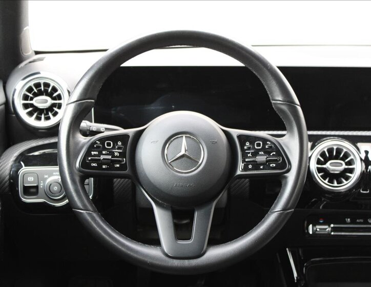 Mercedes-Benz Třídy A 18