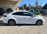 Toyota Corolla Sedan / Limuzína 1,5 l 92 kw