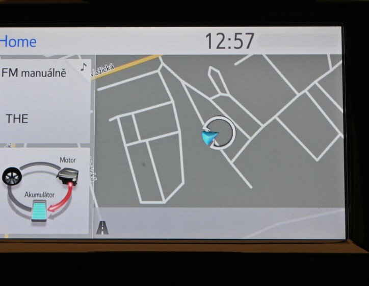 Toyota Camry Sedan / Limuzína 2,5 l 160 kw