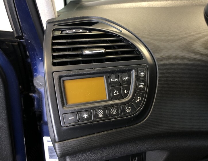 Citroën C4 Picasso 21