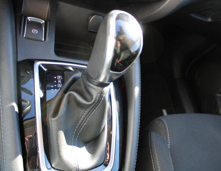 Nissan Qashqai SUV / Terénní 1,3 l 117 kw