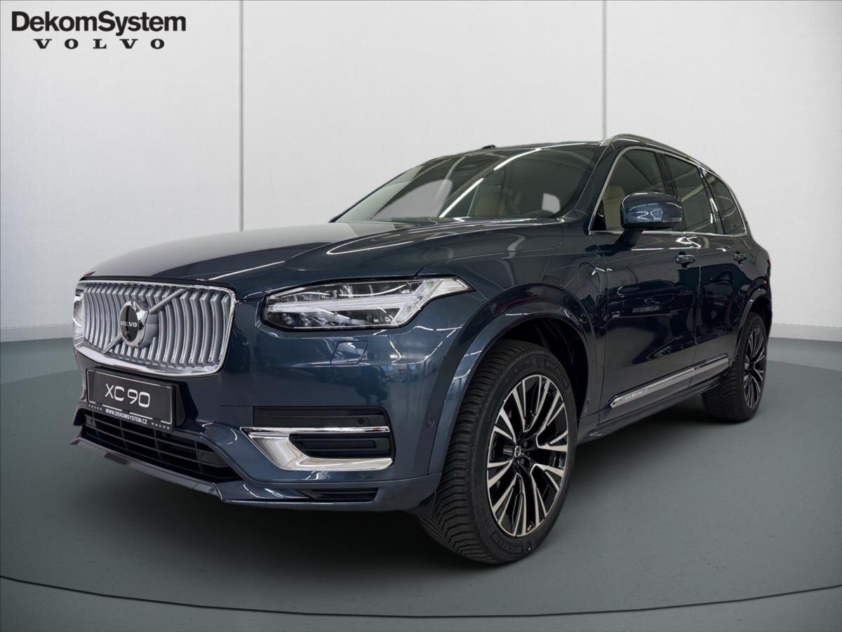 Volvo XC90 SUV / Terénní 2,0 l 335 kw