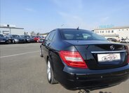 Mercedes-Benz Třídy C Sedan / Limuzína 2,1 l 88 kw