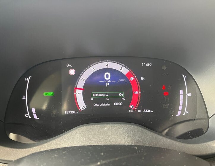 Toyota Yaris Cross 21