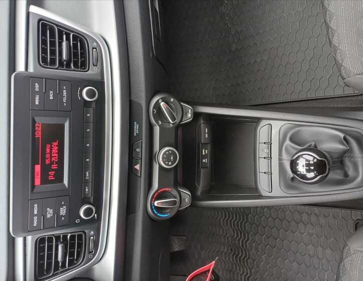 KIA Rio Hatchback 1,2 l 61 kw