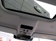 Land Rover Defender 15