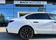 BMW Řada 7 6