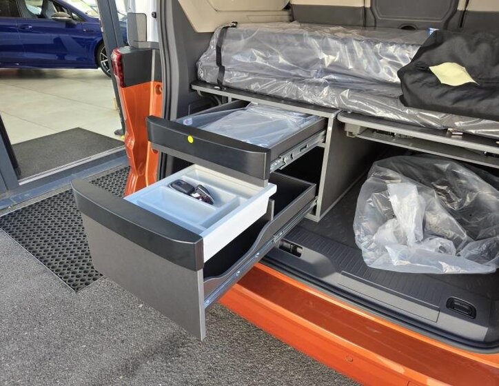 Volkswagen California VAN-Minibus 2,0 l 110 kw