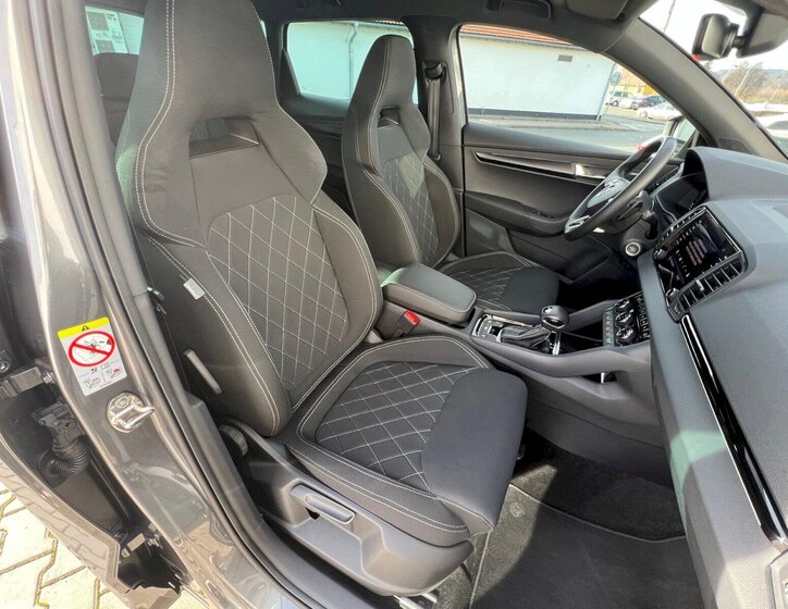 Škoda Karoq SUV 1,5 l 110 kw