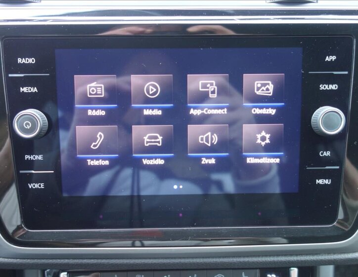 Volkswagen Touran 24