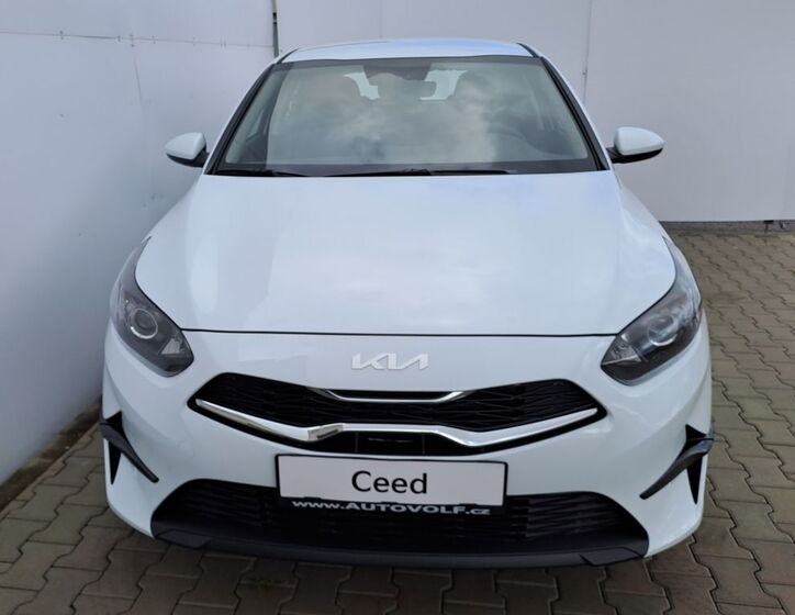 KIA Ceed 10