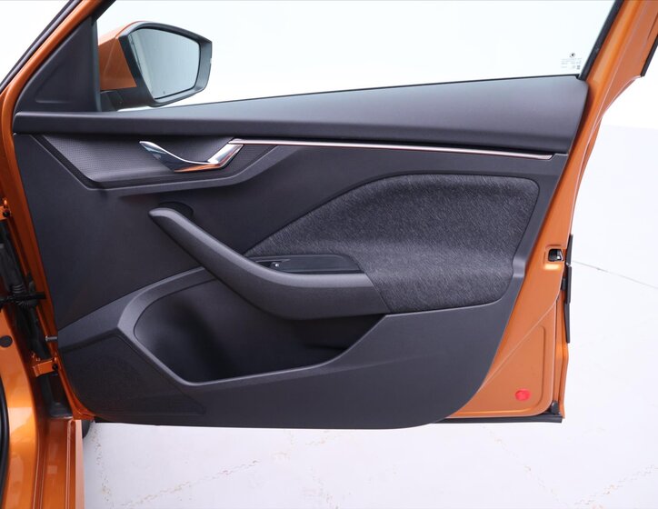 Škoda Kamiq SUV 999,0 81 kw