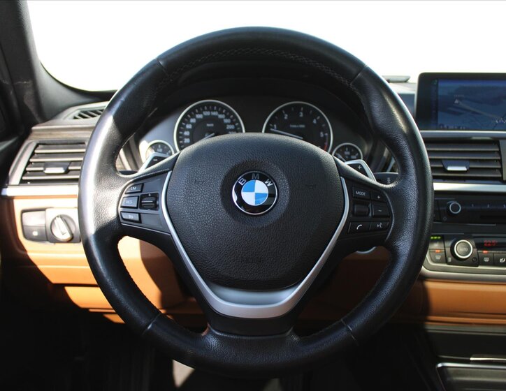 BMW Řada 3 Kombi 2,0 l 135 kw