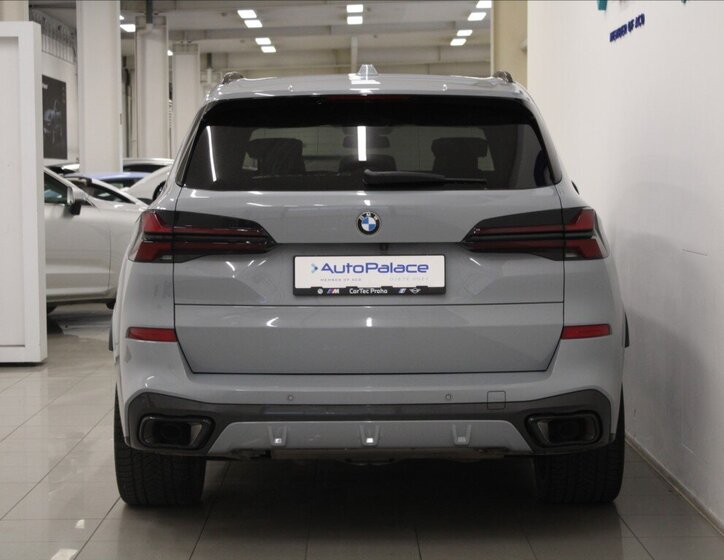 BMW X5 SUV / Terénní 3,0 l 210 kw