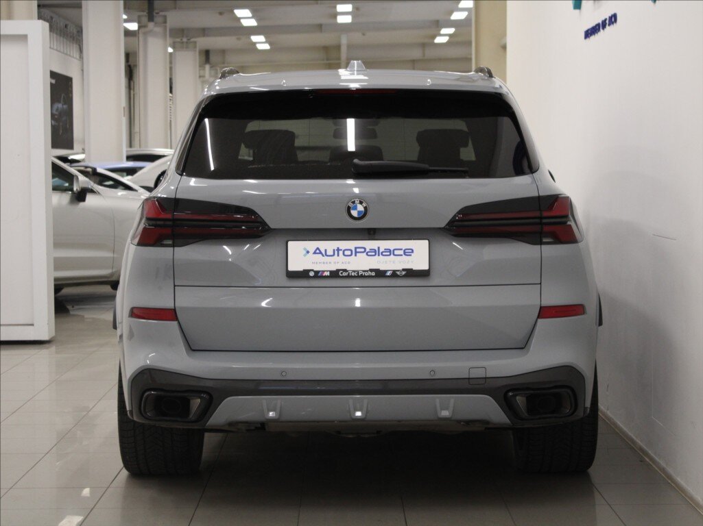 BMW X5 SUV / Terénní 3,0 l 210 kw