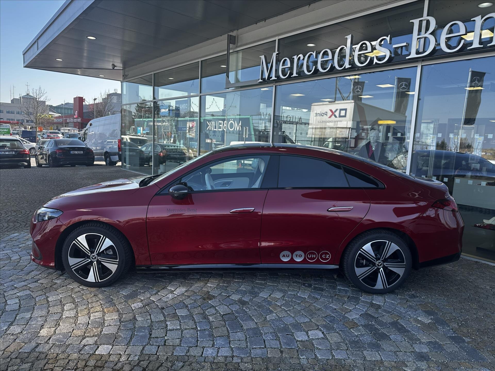 Mercedes-Benz CLA Sedan / Limuzína 0,0 200 kw