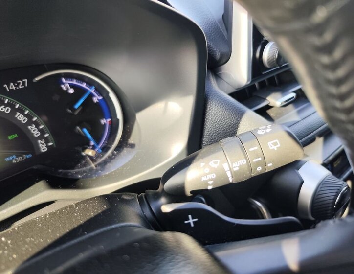 Toyota RAV4 SUV / Terénní 2,5 l 163 kw