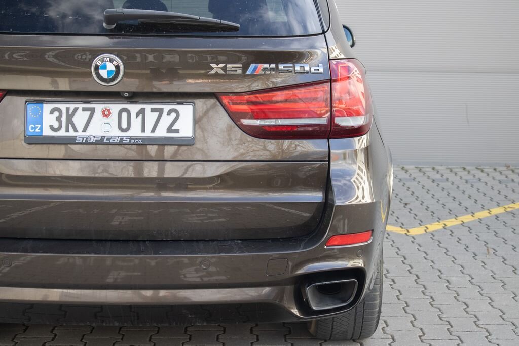 BMW X5 SUV 3,0 l 280 kw