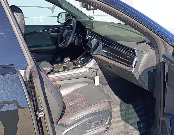 Audi RS Q8 SUV / Terénní 4,0 l 441 kw