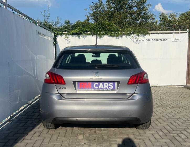 Peugeot 308 5