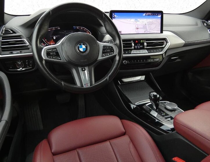 BMW X3 SUV / Terénní 2,0 l 140 kw