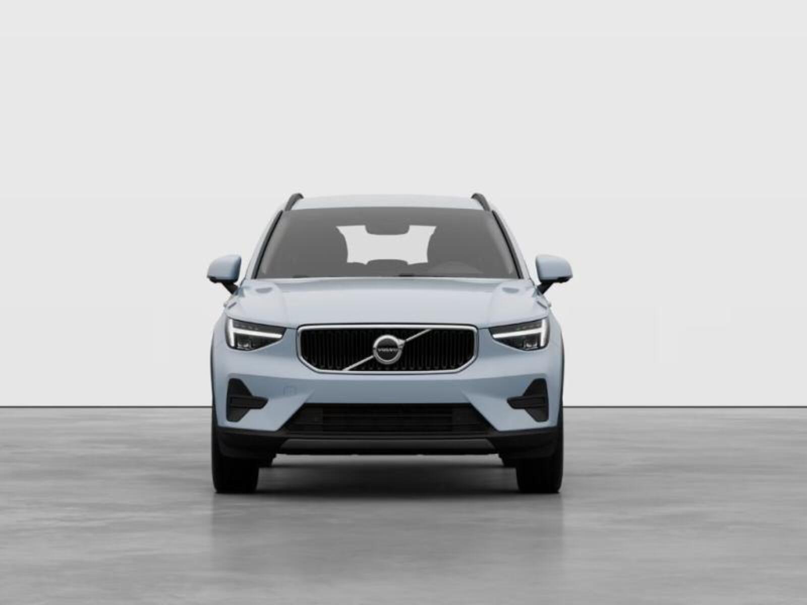 Volvo XC40 8