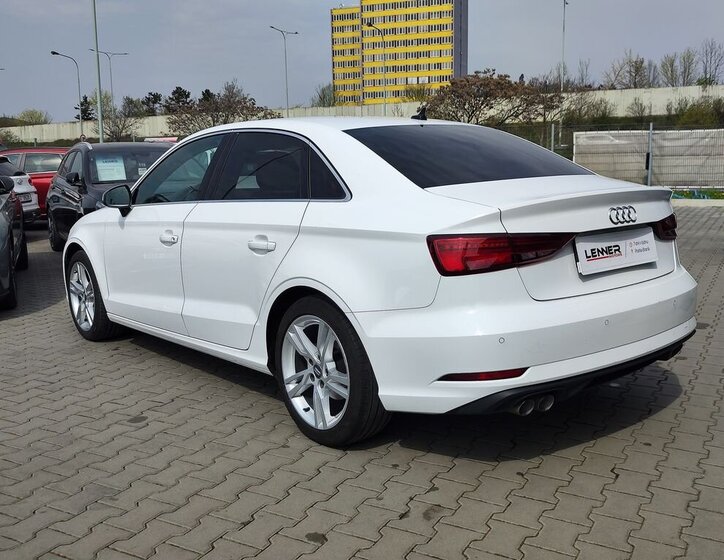 Audi A3 Sedan / Limuzína 2,0 l 110 kw