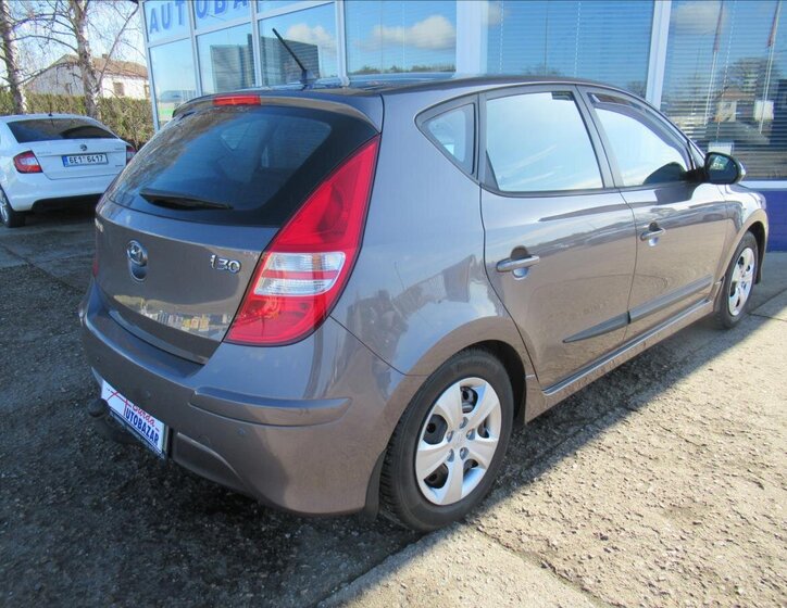 Hyundai i30 Hatchback 1,4 l 80 kw