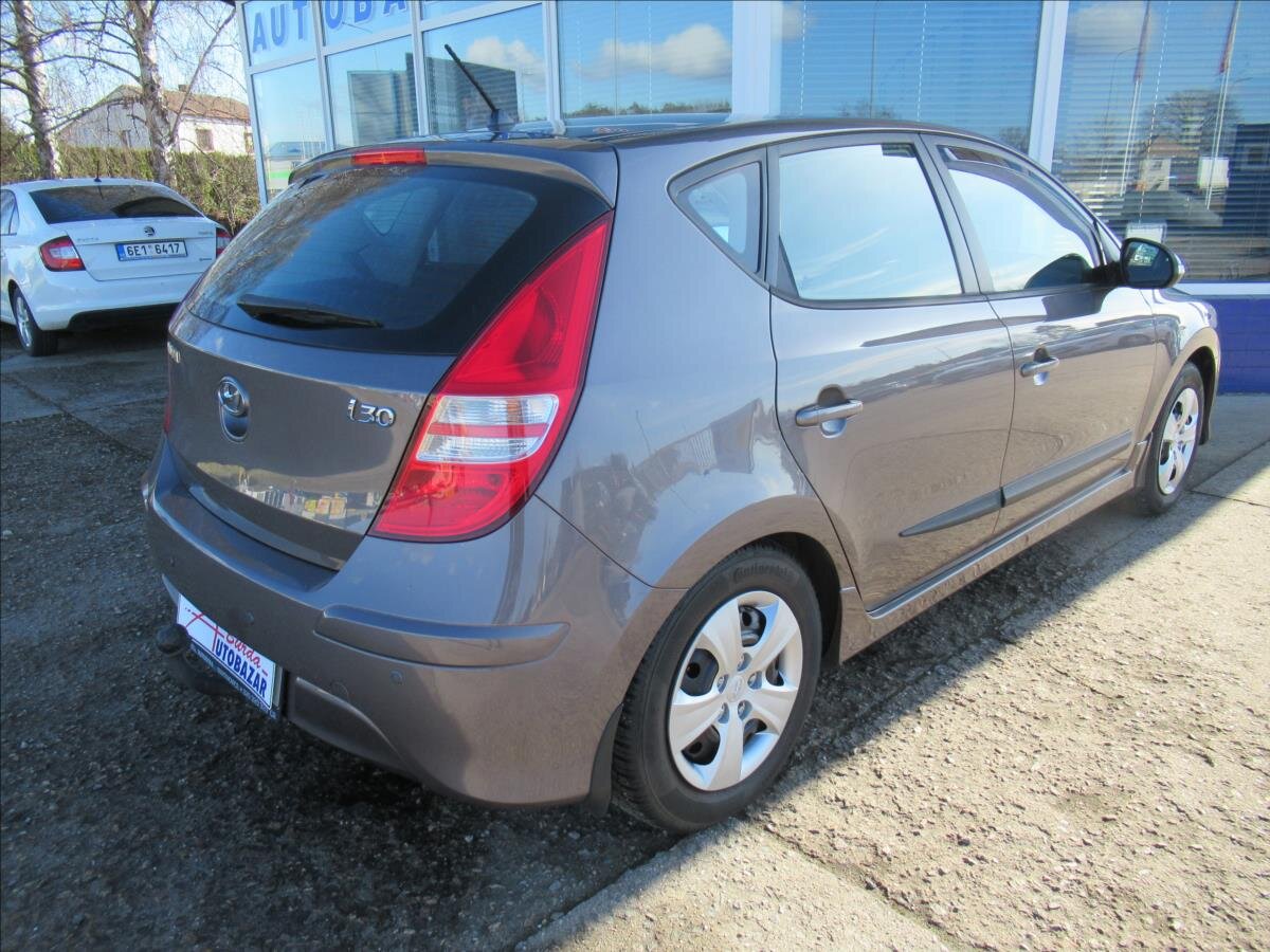 Hyundai i30 Hatchback 1,4 l 80 kw