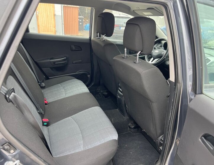 KIA Ostatní Kombi 1,6 l 66 kw