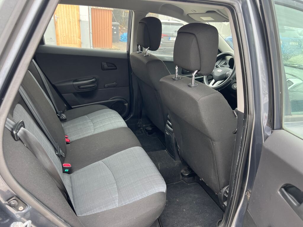 KIA Ostatní Kombi 1,6 l 66 kw