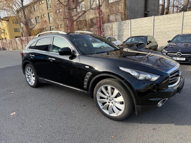 Infiniti FX30