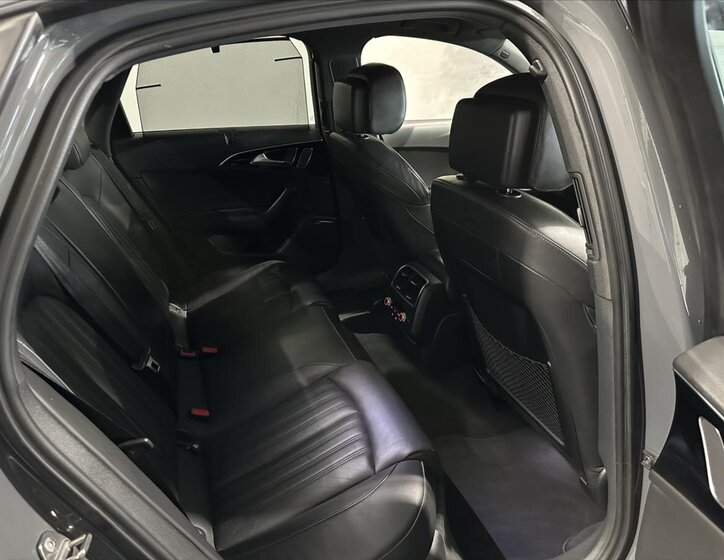 Audi A6 Sedan / Limuzína 3,0 l 230 kw