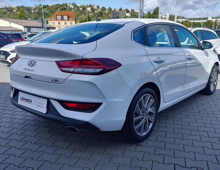 Hyundai i30 5