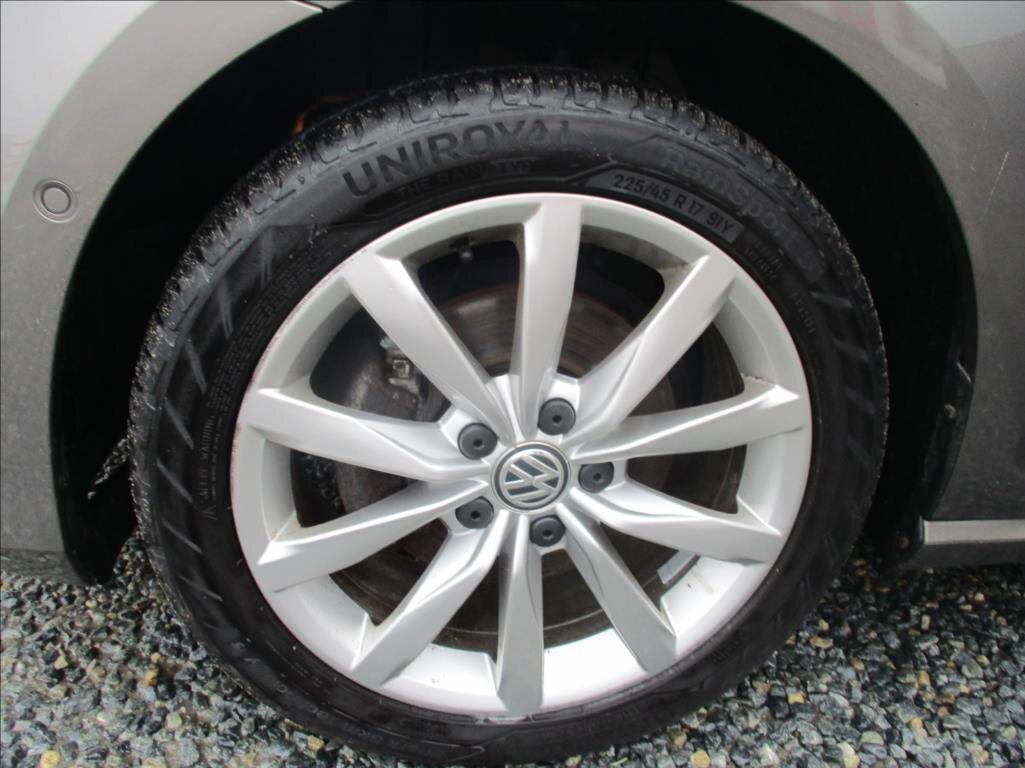 Volkswagen Golf Hatchback 1,4 l 103 kw