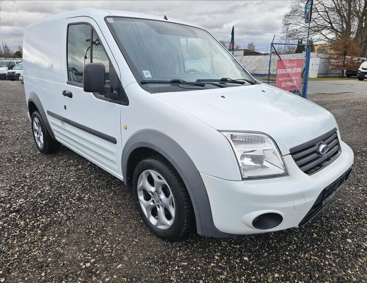 Ford Transit Connect 8