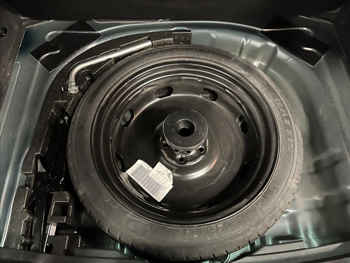 Škoda Karoq SUV 1,5 l 110 kw