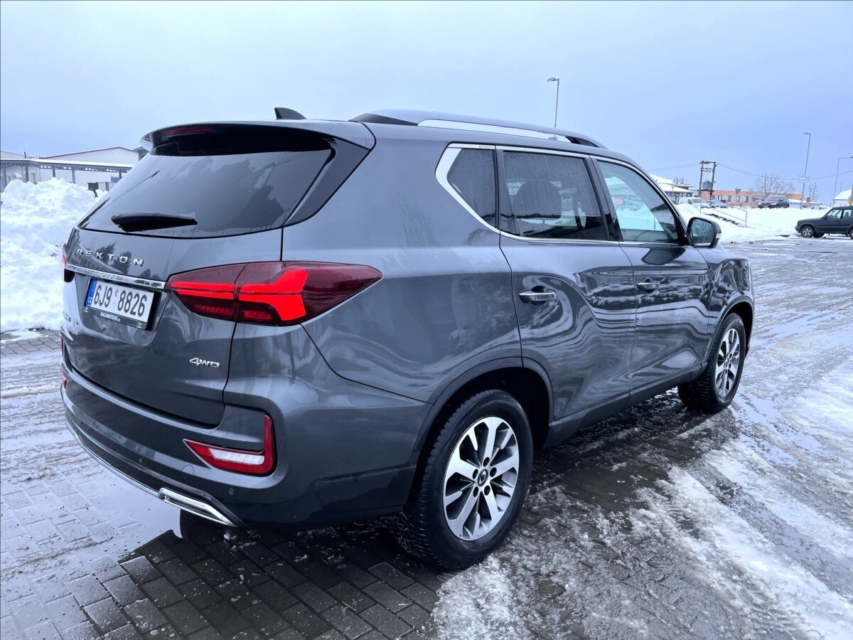 SsangYong Rexton Kombi 2,2 l 148 kw