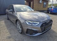 Audi A4 Kombi 2,0 l 140 kw