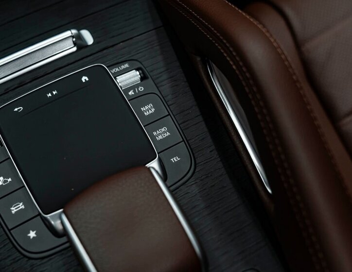 Mercedes-Benz GLE 12